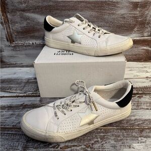 Vintage Havana Cream and Black Star Sneakers